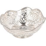 Puff pastry basket silver.