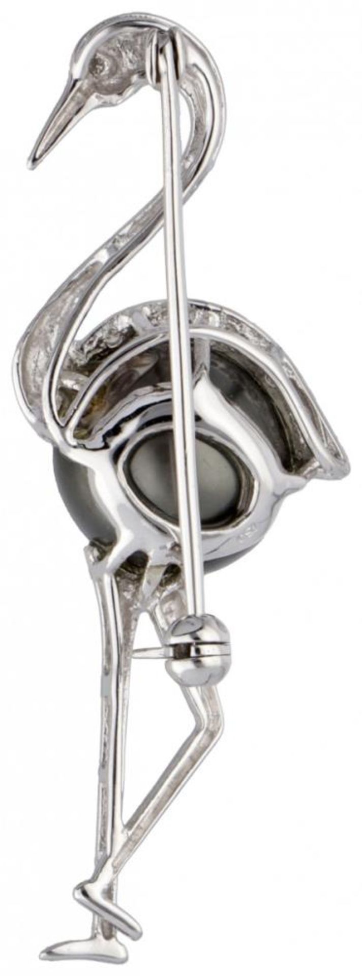 18K. White gold flamingo brooch set with approx. 0.03 ct. diamond and Tahiti pearl. - Image 2 of 2