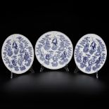 A set of (3) porcelain plates decorated with immortals, marked in period, China, Jiaging.