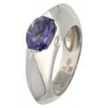 18K. White gold Piaget dome ring set with approx. 0.03 ct. diamond and approx. 1.51 ct. natural purp