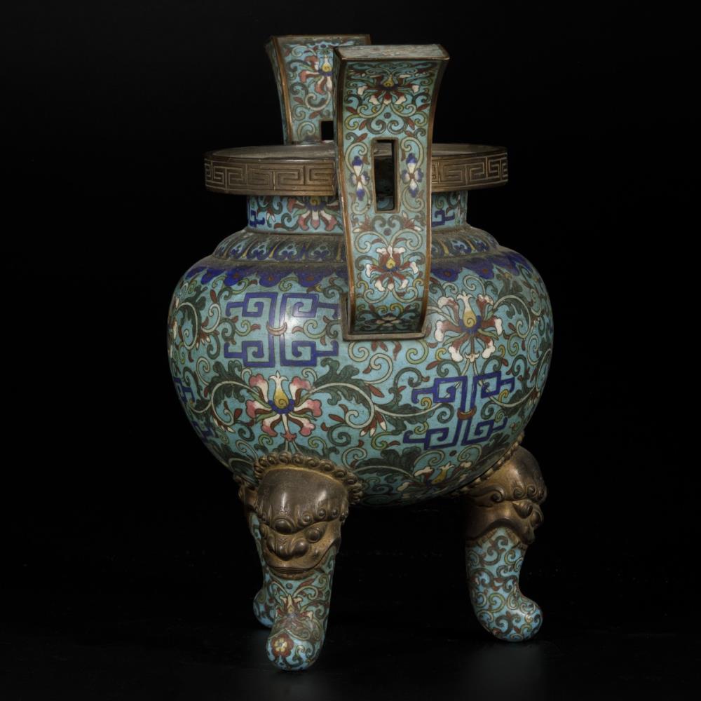 A cloisonne incense burner, China, 18/19th century. - Image 7 of 9