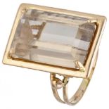 14K. Yellow gold vintage ring set with approx. 15.38 ct. smoky quartz.