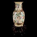 A Nan King earthenware vase, decorated with warriors, China, 1st half 20th C.