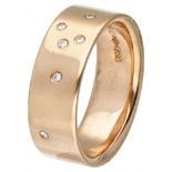 18K. Rose gold Niessing band ring set with approx. 0.04 ct. diamond.