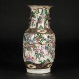 A Nanking famille rose crackle vase with warriors, China, 19/20th century.