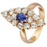 20K. Rose gold antique marquise ring set with approx. 0.70 ct. diamond and approx. 0.46 ct. natural