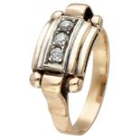 BWG 10K. Yellow gold retro tank ring set with approx. 0.15 ct diamond.