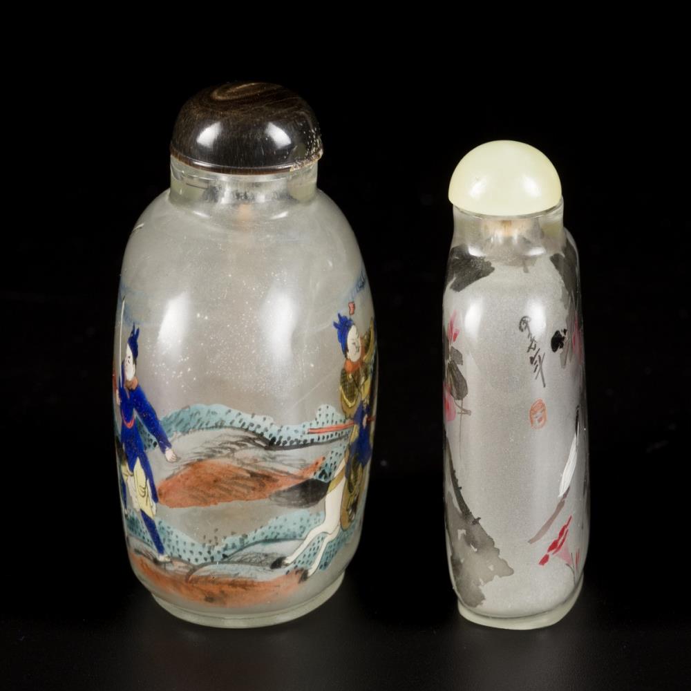 A lot comprised of (4) glass snuff bottles with various decorations, China, 1st half 20th century. - Image 8 of 15