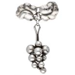 Harald Nielsen for Georg Jensen no.217A silver 'Moonlight Grapes' brooch - 925/1000.