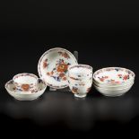A set of (5) porcelain cups and saucers with Imari decoration. China, 18th century.