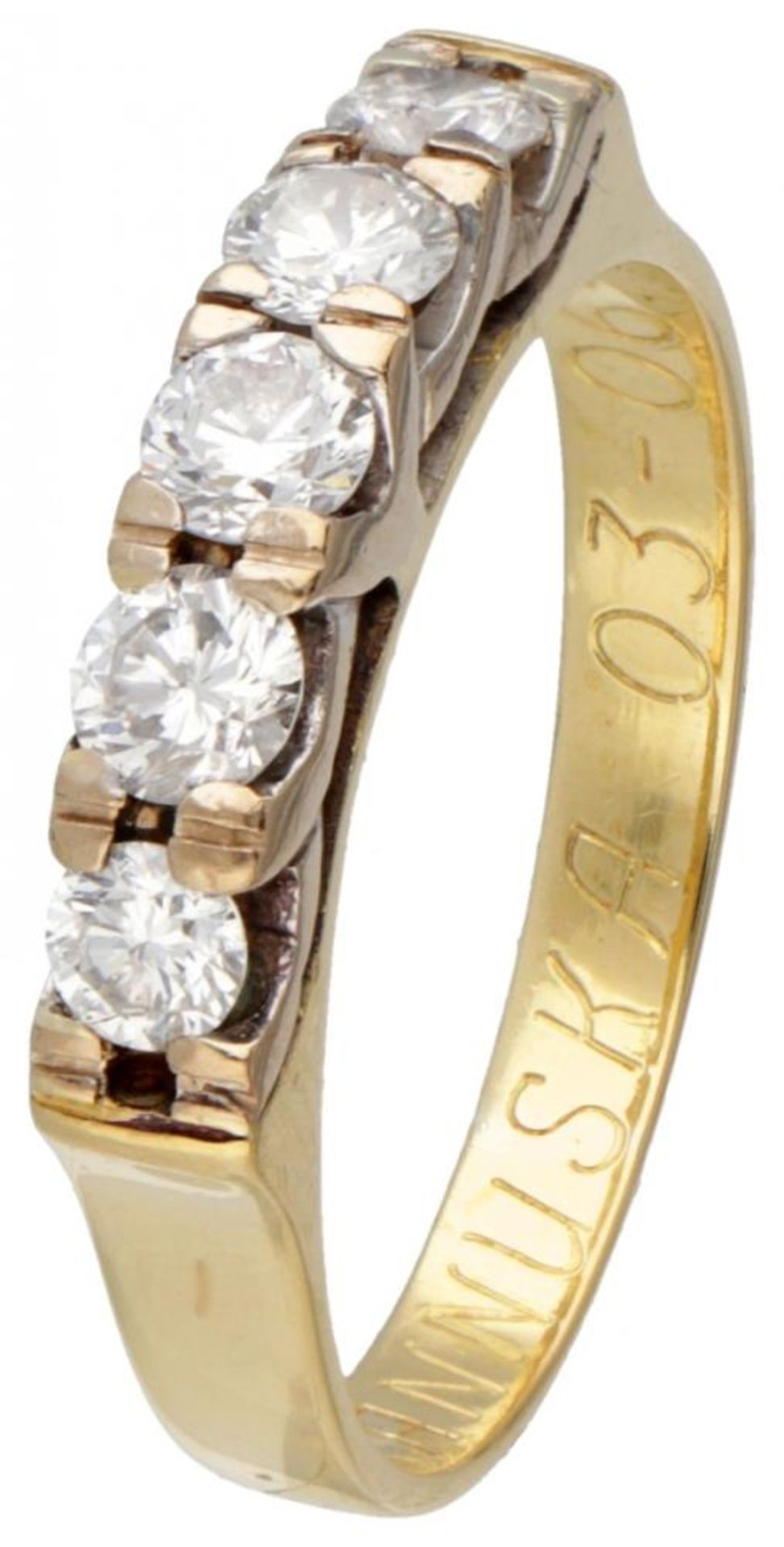 18K. Yellow gold alliance ring set with approx. 0.60 ct. diamond.