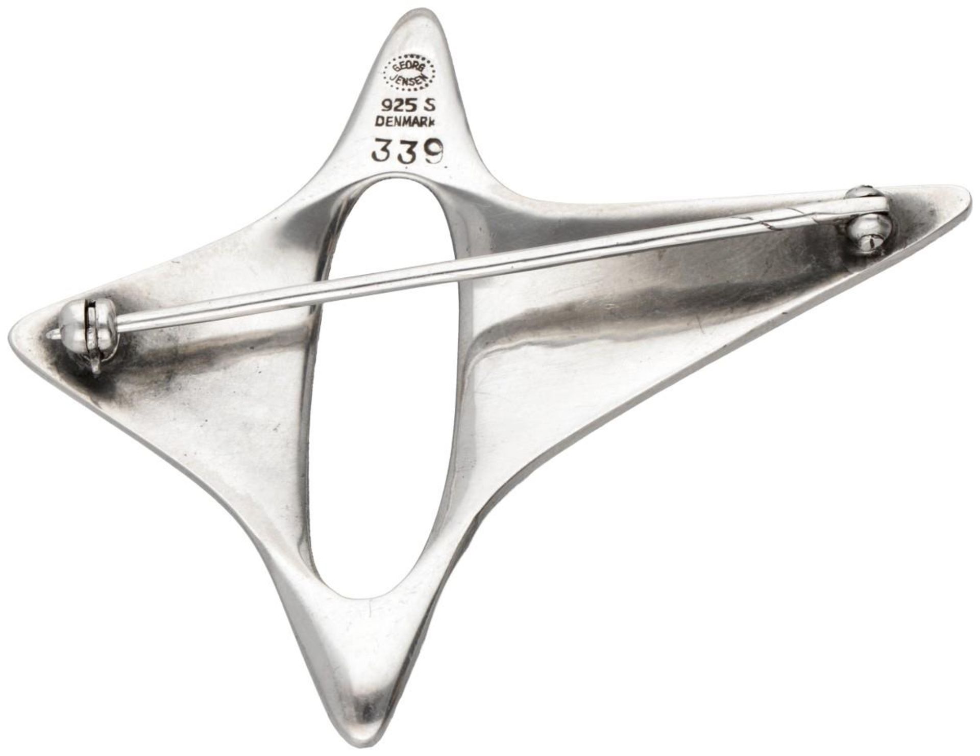 Sterling silver no.339 'Star' brooch by Henning Koppel for Georg Jensen. - Bild 2 aus 3