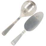 Custard spoon & cake server silver.