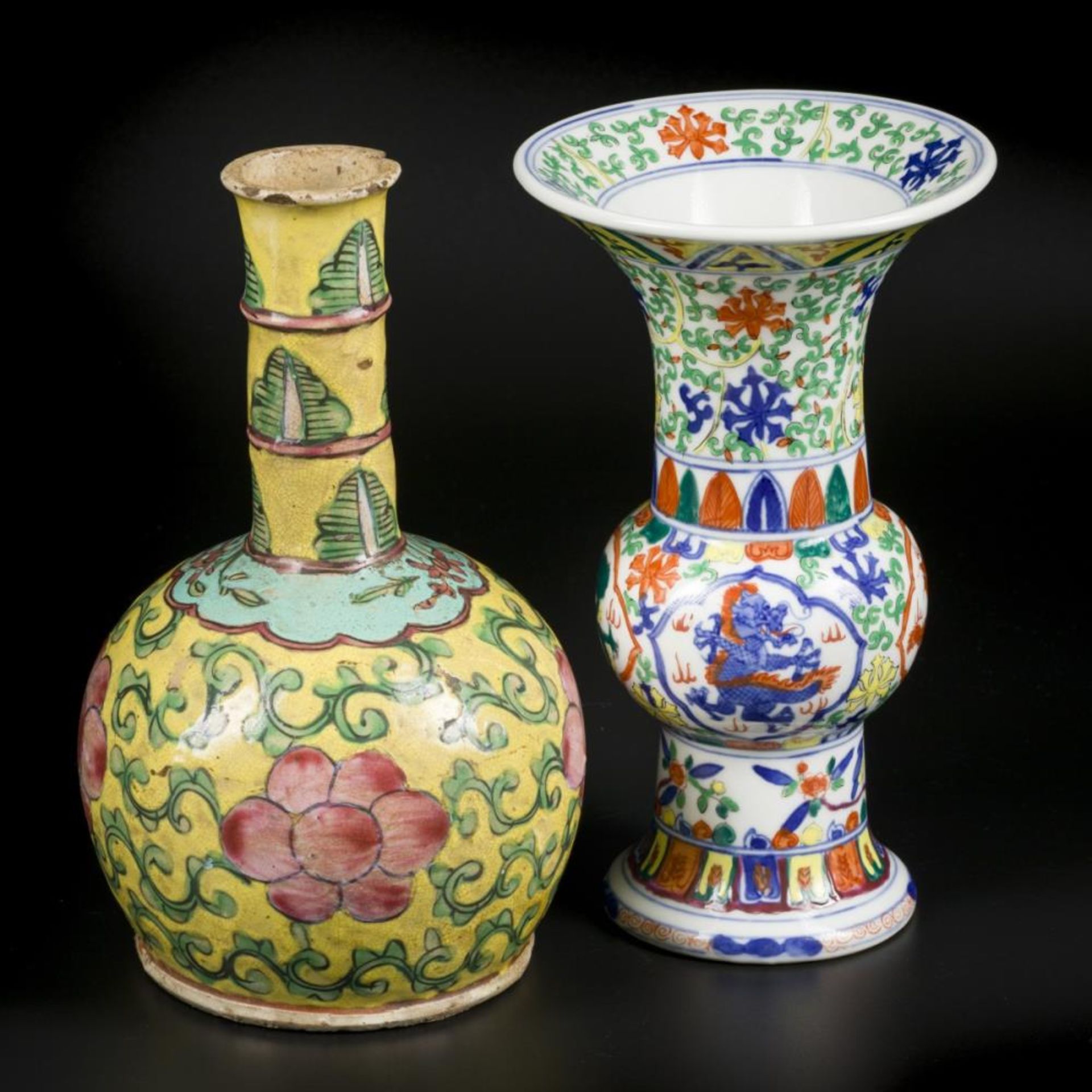 A lot of two porcelain vases after an older example. China, late 20th century.