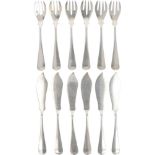 (12) piece set fish cutlery "Haags Lofje" silver.