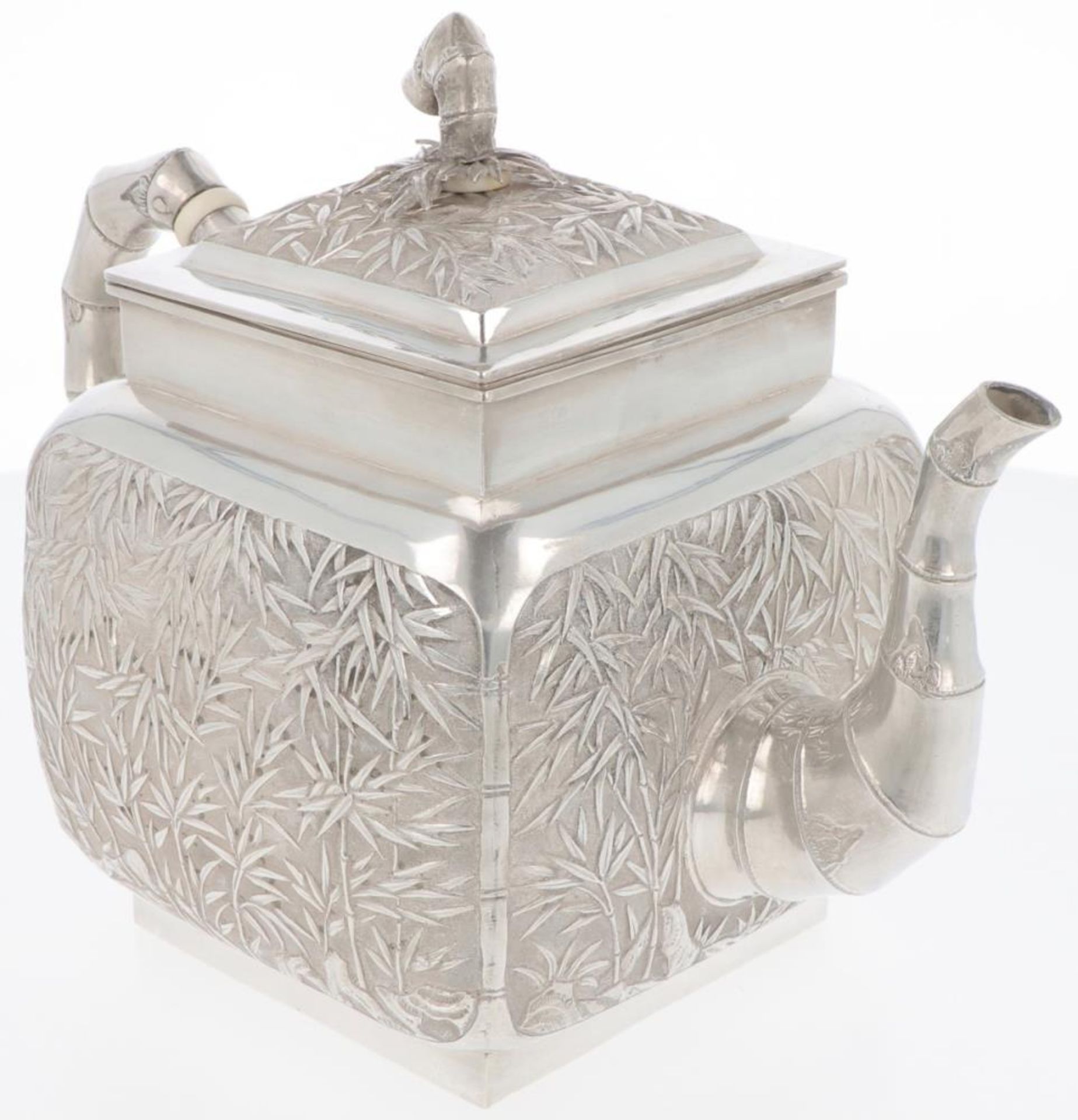 Teapot (Chinese export) silver. - Image 2 of 4