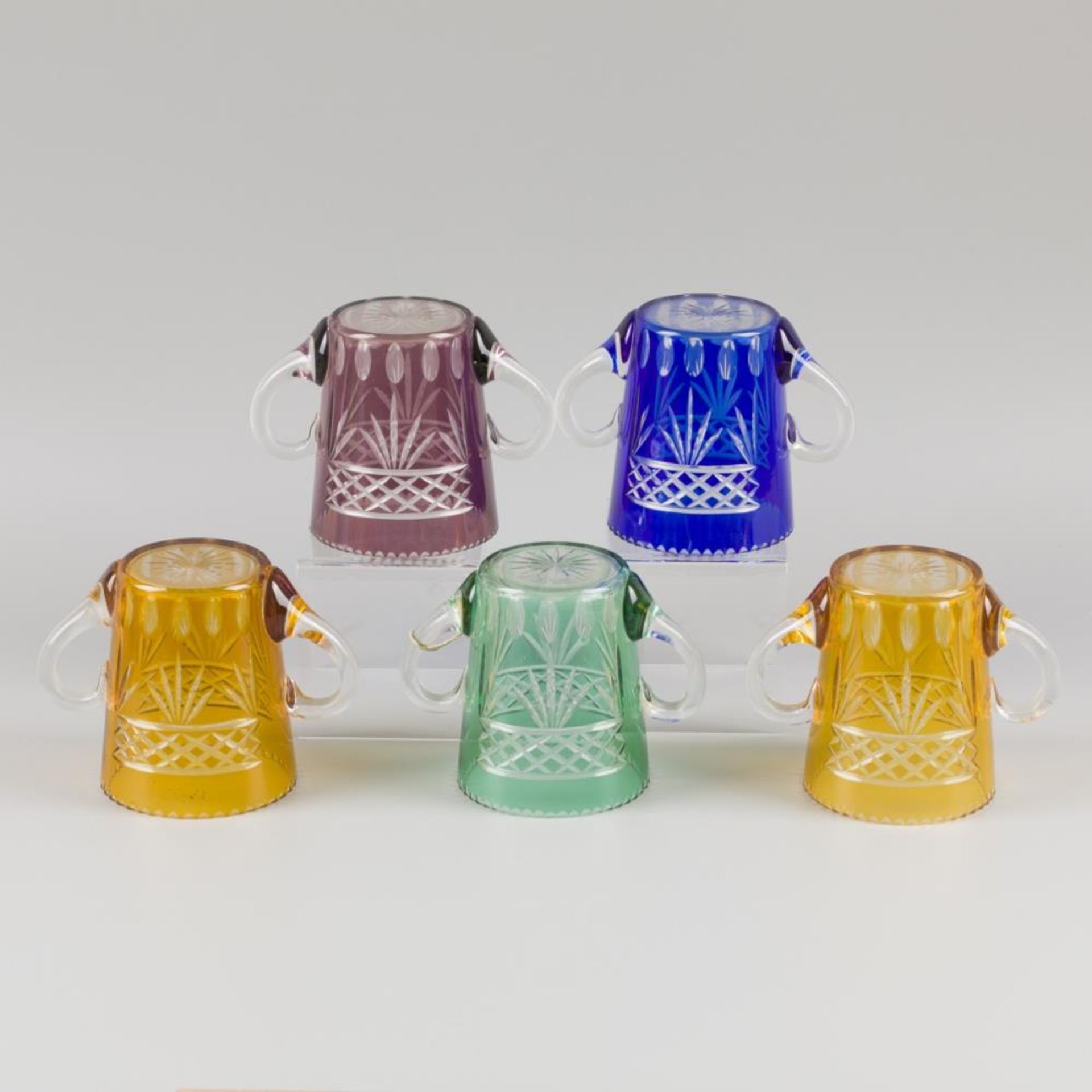 A (5) piece set of small Val Saint Lambert cut crystal flask coolers, France, 20th century. - Bild 2 aus 2