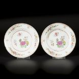 A set of (2) porcelain famille rose plates with floral decor. China, 18th century.