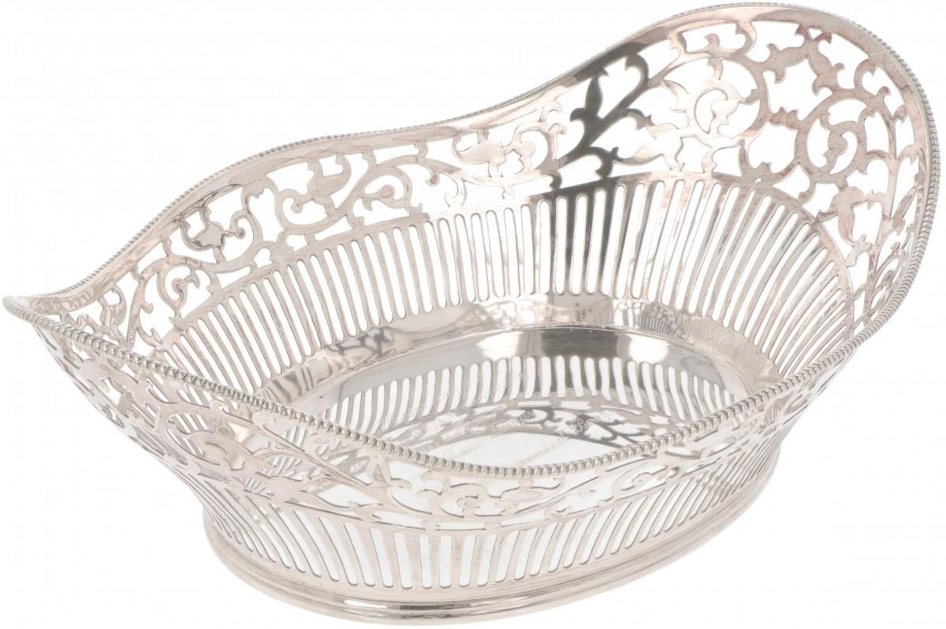 Bread basket silver.