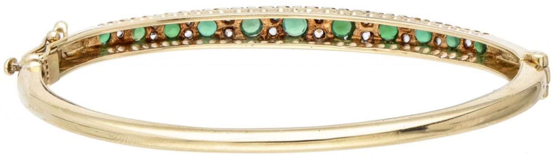 BLA 10K. Yellow gold bangle bracelet set with diamond and chrysoprase. - Bild 2 aus 2