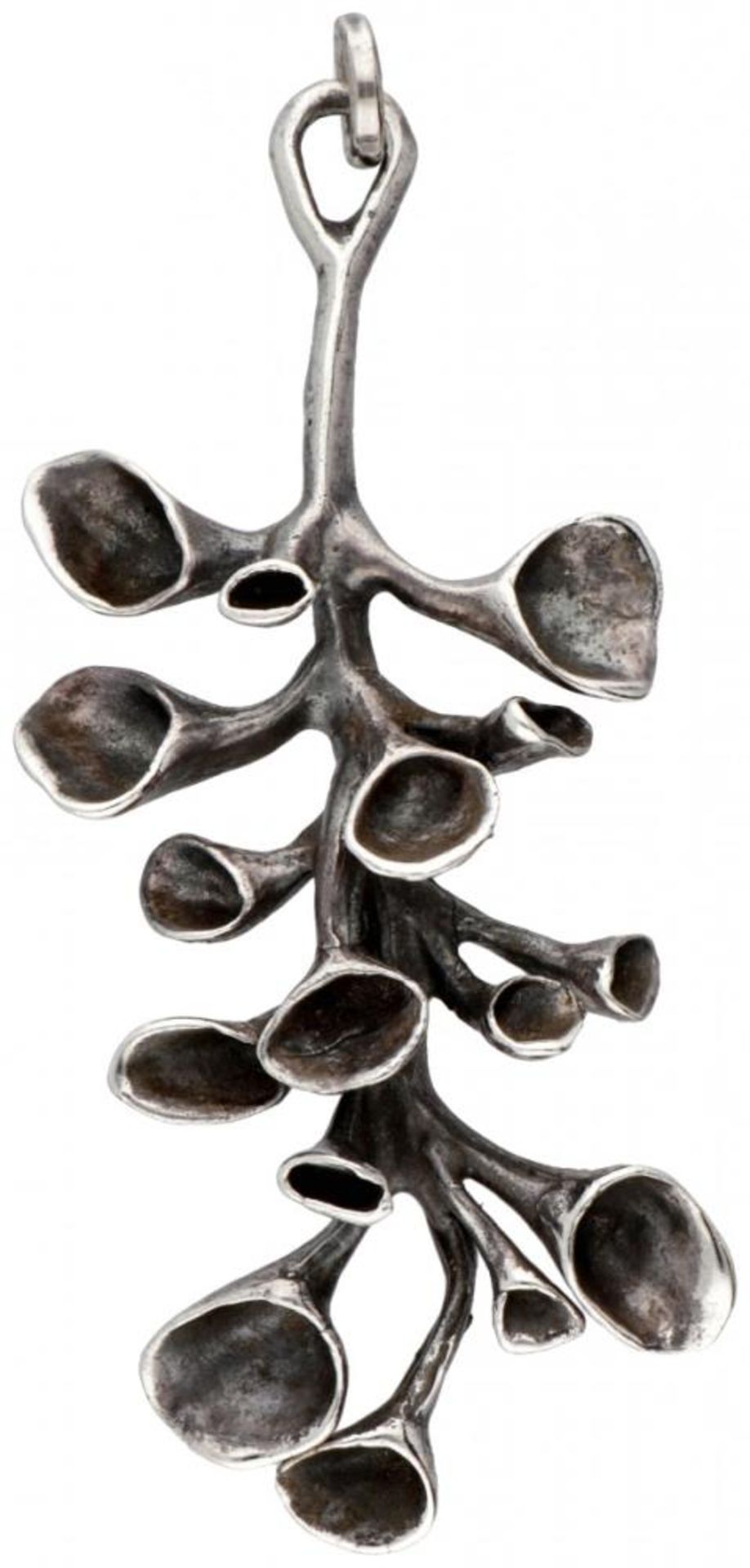 Sterling silver pendant by Finnish designer Hannu Ikonen for Valo-Koru.