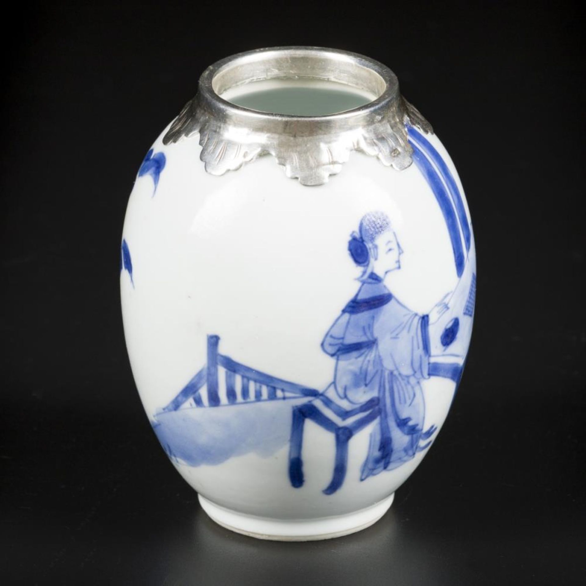 A porcelain caddy decorated with a scene of 2 figures playing at a table, with silver mount. China, - Image 4 of 6