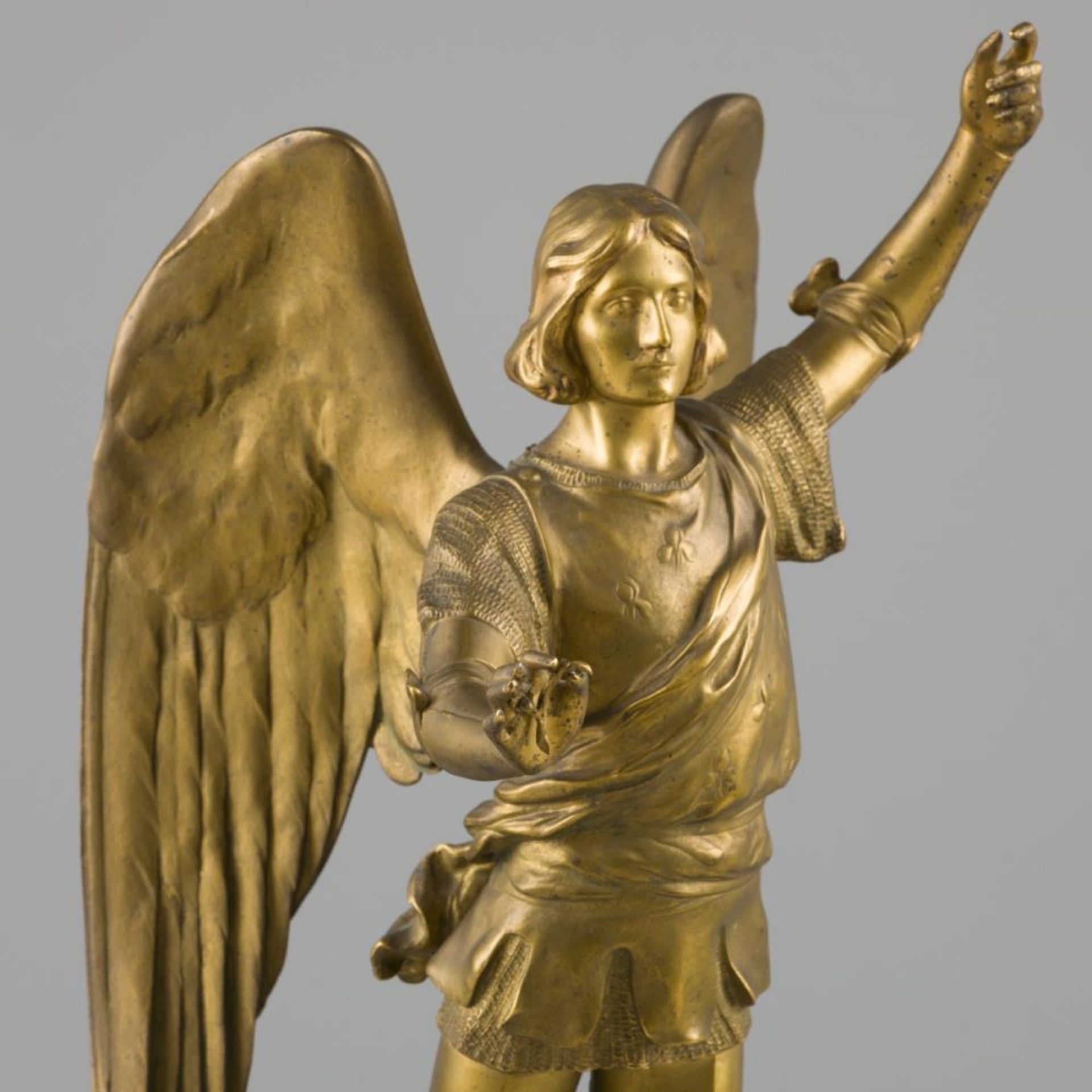 A gold painted bronze statue depicting archangel Michael, France, late 19th century. - Bild 3 aus 5