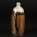 A porcelain Saké bottle. Japan, 19th century.