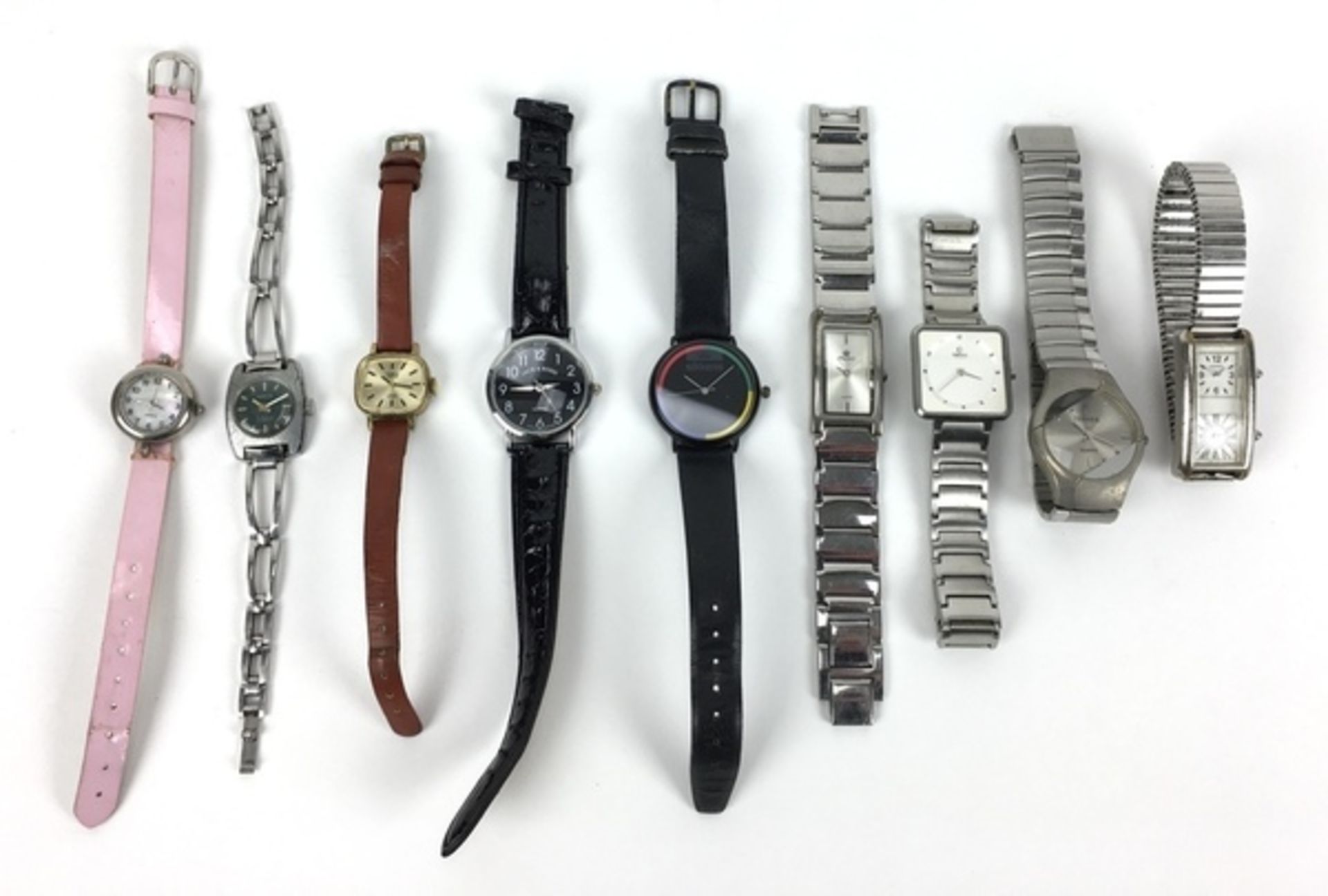 (Curiosa) Horloges Lot met negen verschillende vintage horloges. Conditie: In gebruikte staat,