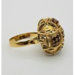 (Goud) Goud en granaat, vintage statement ring (18k) met 4 x 4 geslepen granaten Goud en Granaa