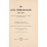 F. A. Cook, Die erste Südpolarnacht 1898-1899 dt. v. A. Weber. Kempten 1903.