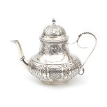 A Dutch silver teapot. Haarlem. 1738.