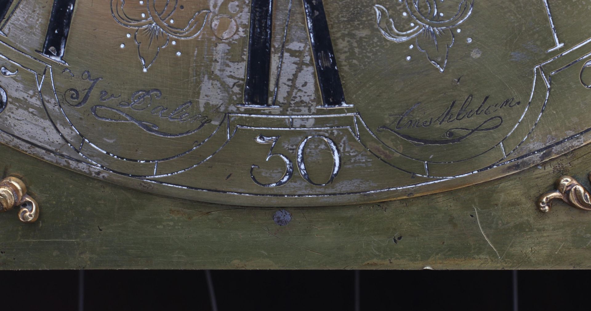 An Amsterdam walnut longcase clock, circa 1750. - Bild 6 aus 7