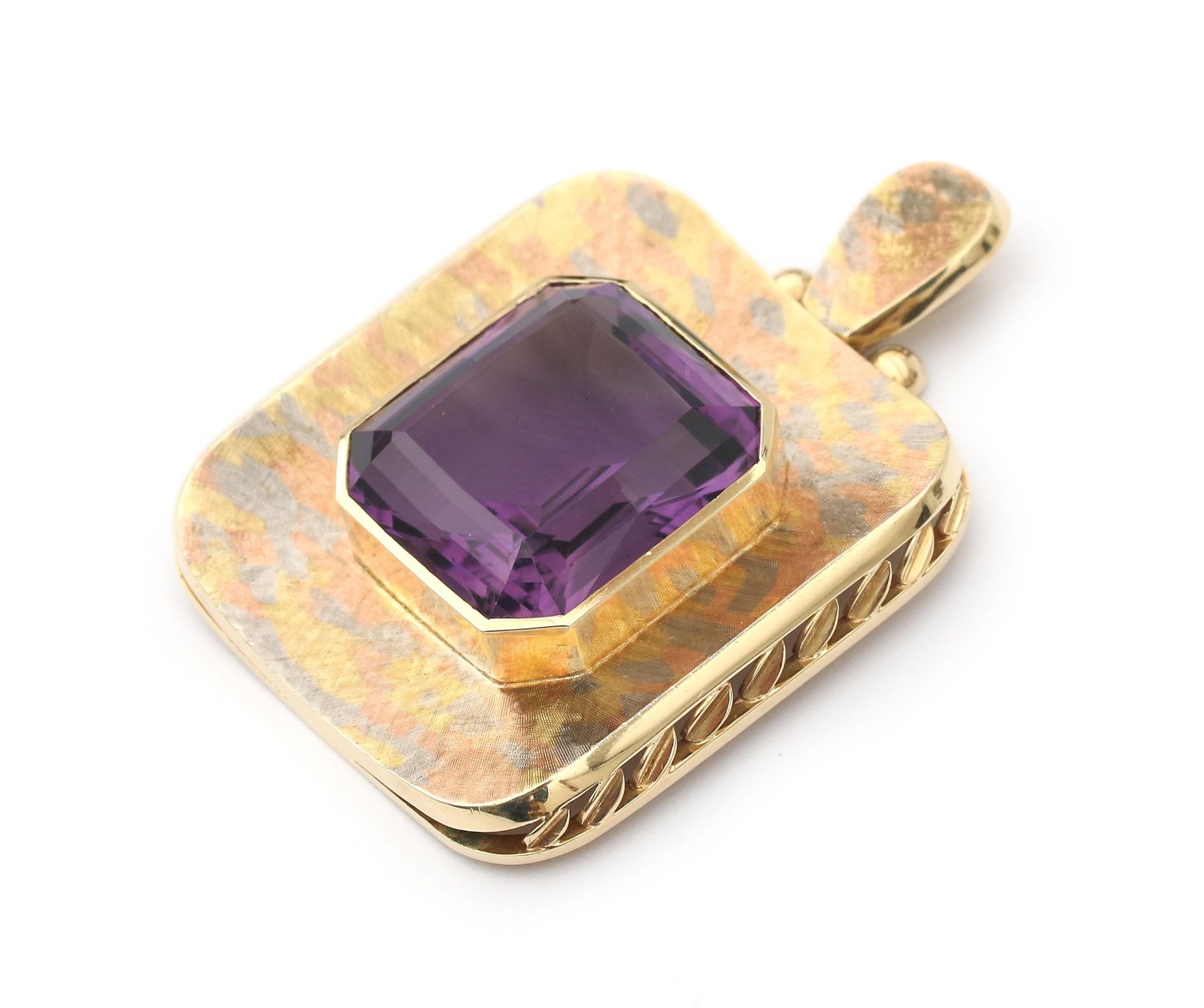 A 14 tri-colour gold amethyst pendant - Image 2 of 3