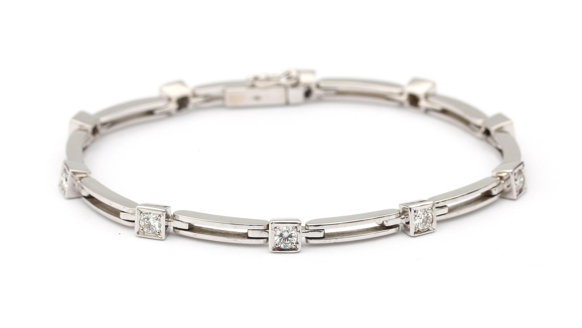 An 18 karat white gold diamond bracelet