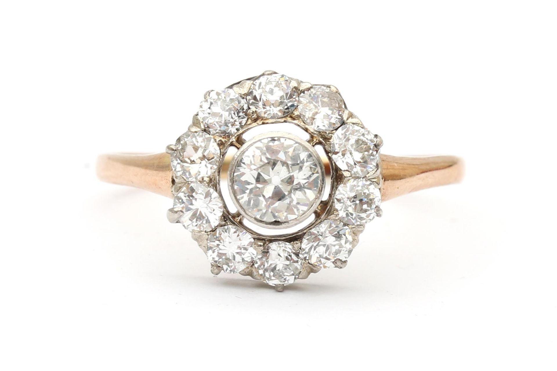 A 14 karat gold diamond cluster ring, ca. 1900