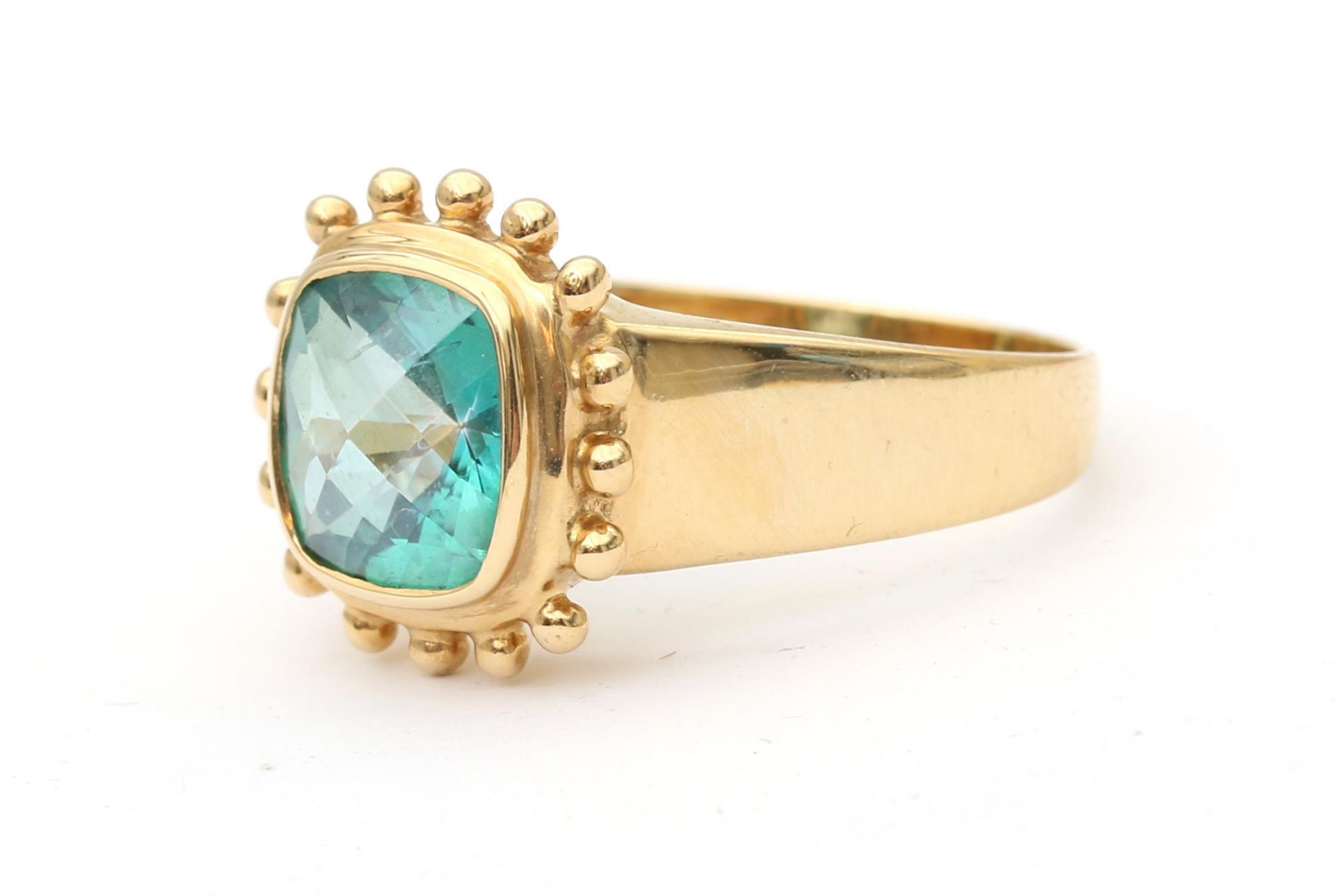 A 14 karat yellow gold topaz ring - Image 2 of 2