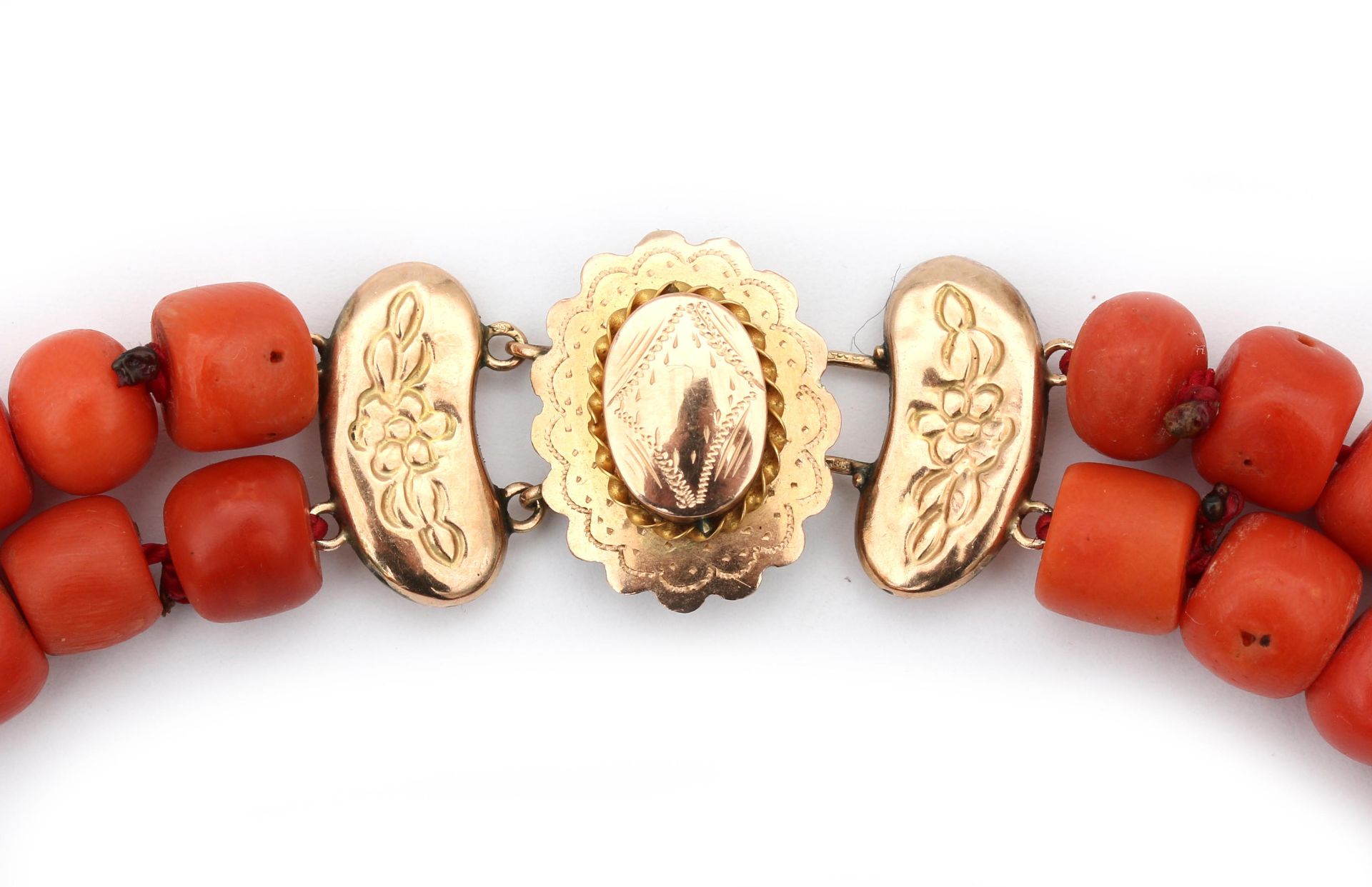 A precious coral two strand necklace on a 14 karat gold clasp - Image 2 of 2