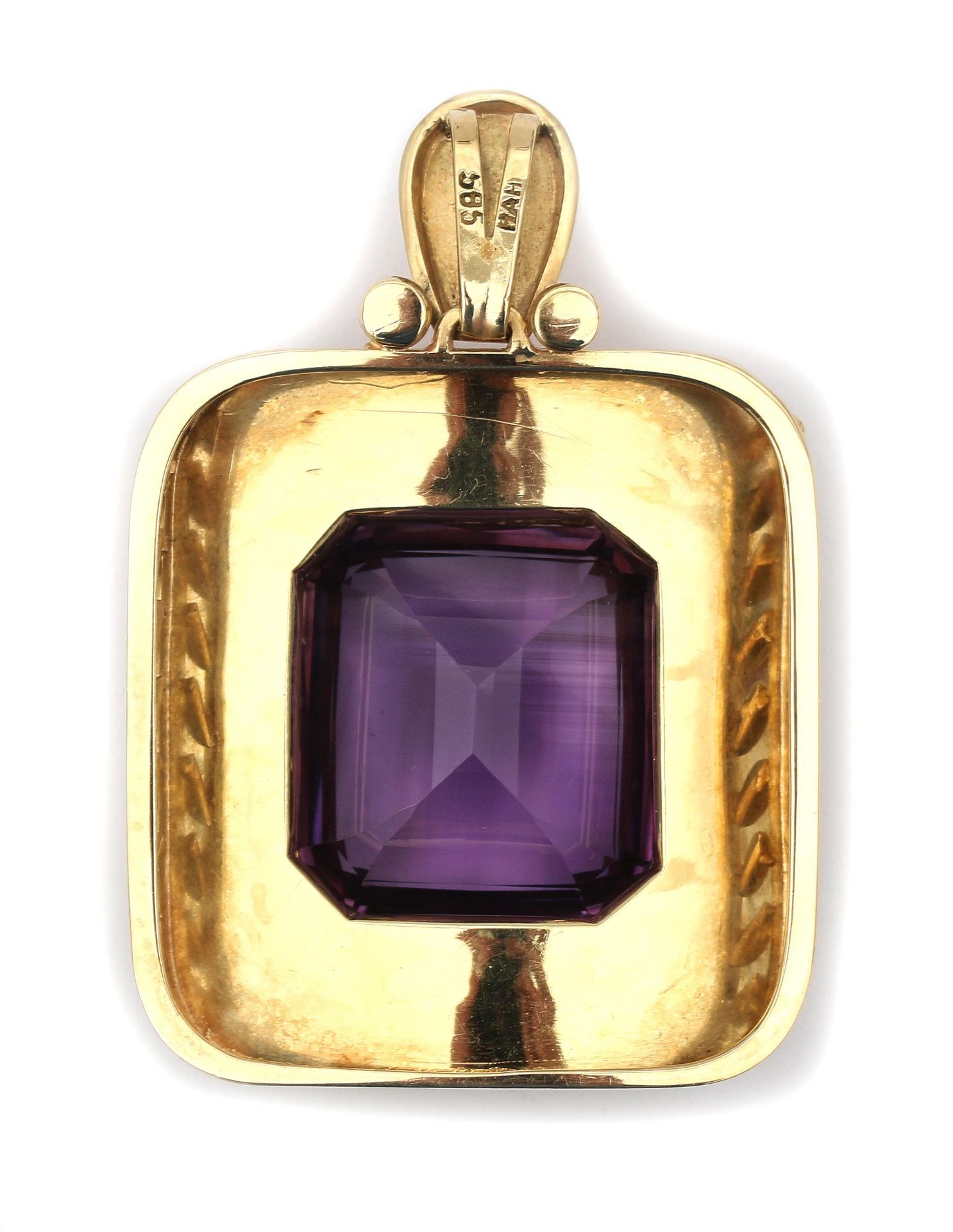 A 14 tri-colour gold amethyst pendant - Image 3 of 3