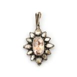 A 14 karat gold with silver rose cut diamond pendant, Rozendaal