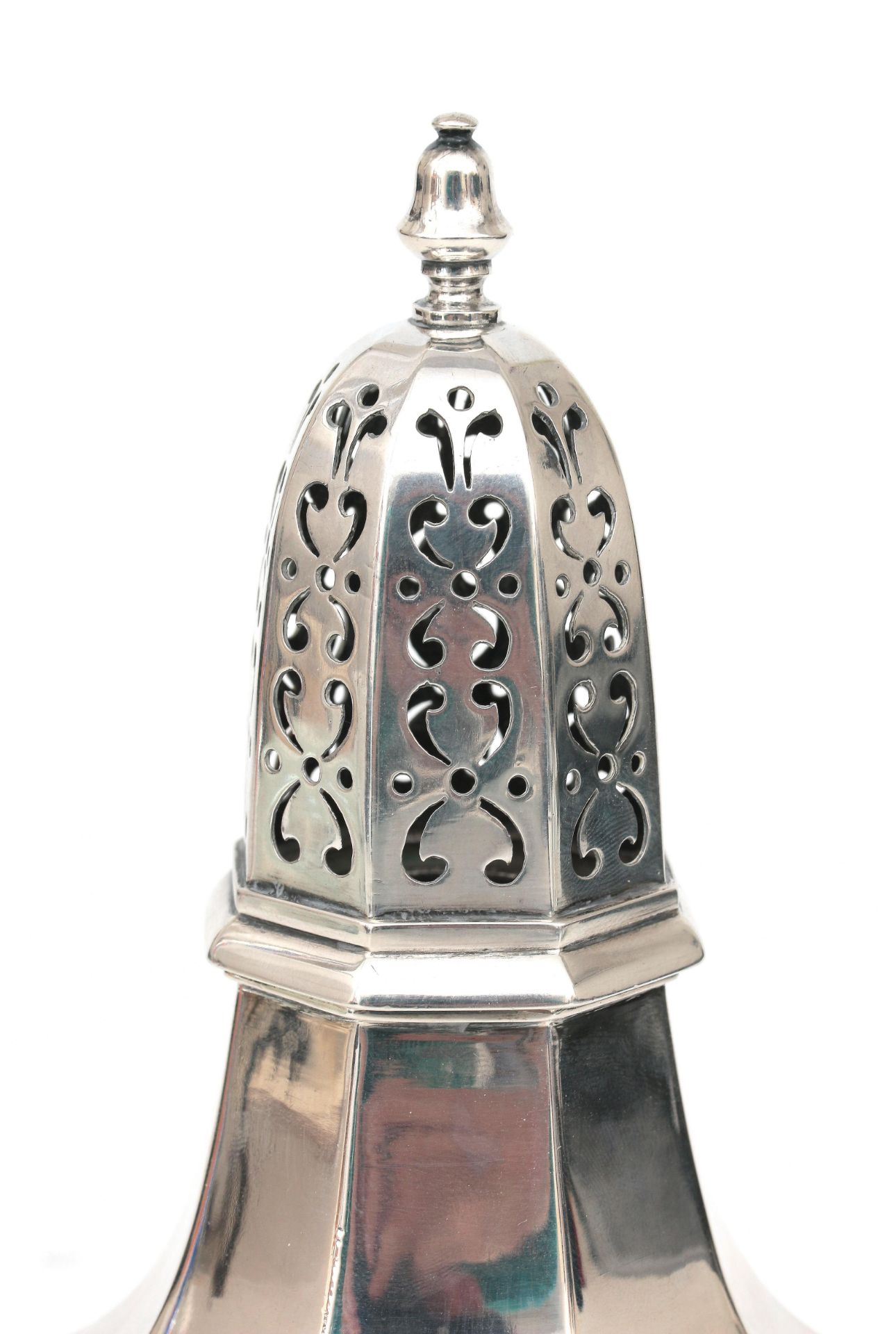 A 835 silver octagonal baluster-shaped sugar caster, Holland, 1927. - Image 2 of 4