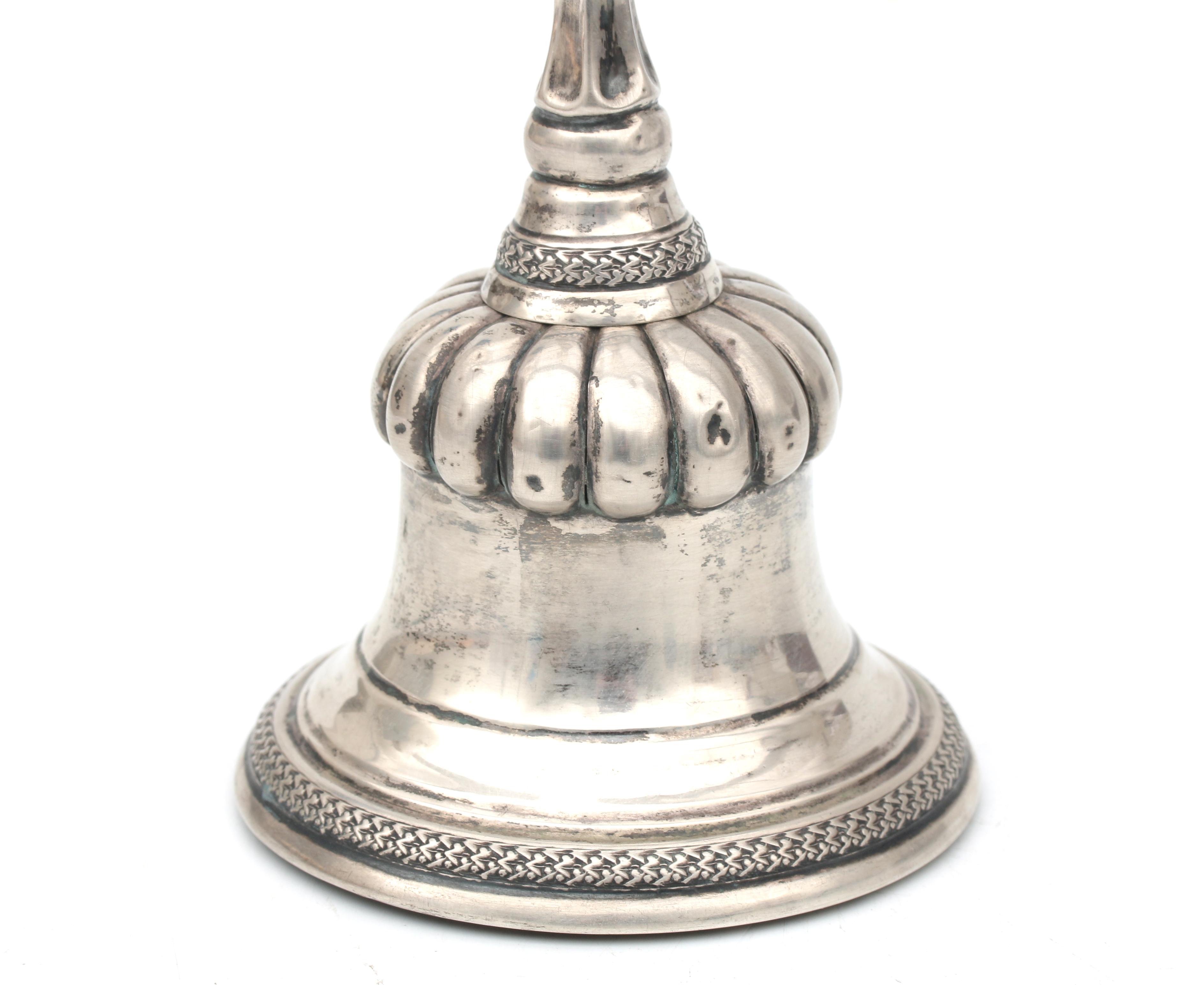 A silver table bell, 1841-1877. - Bild 5 aus 5