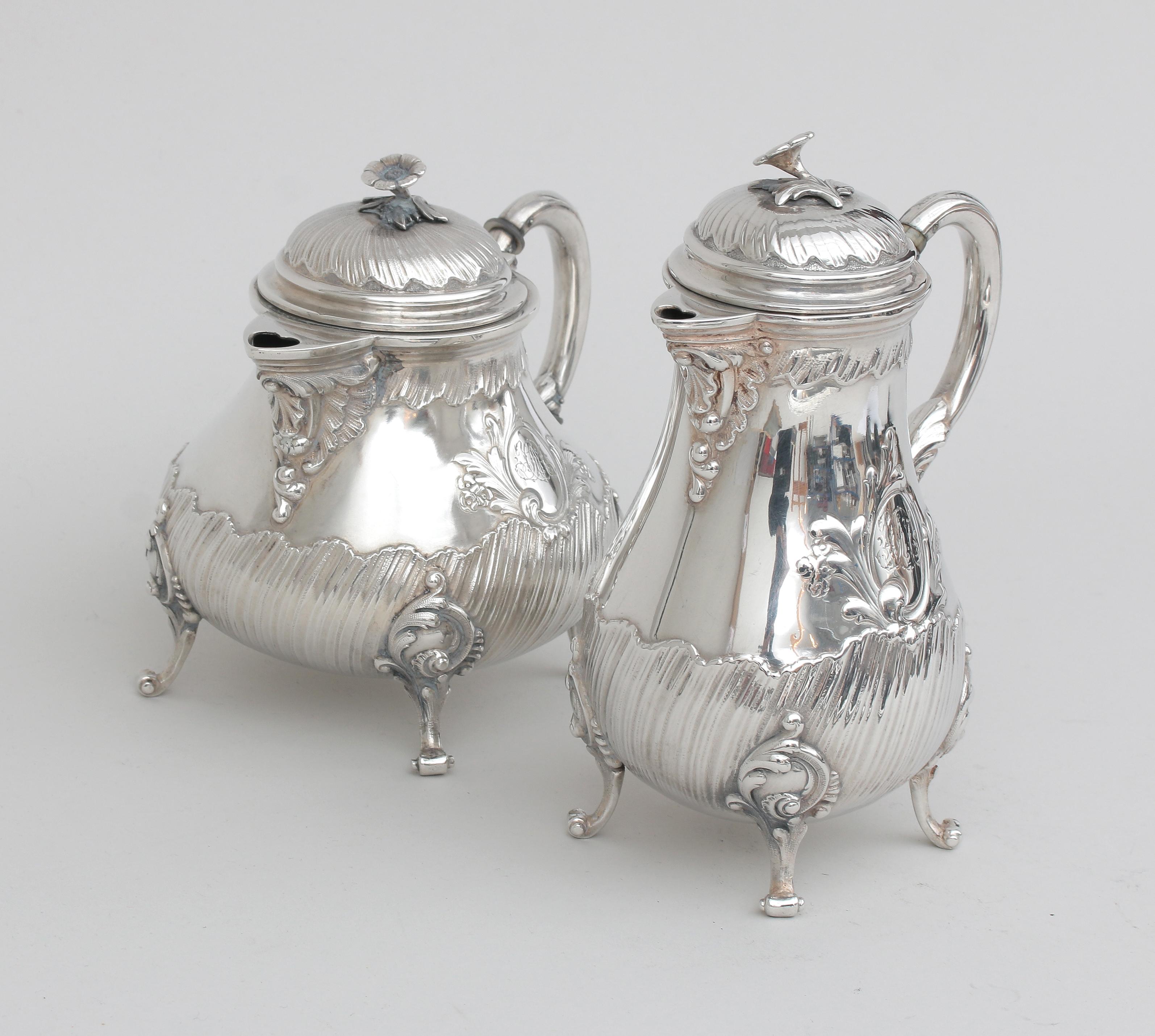 A German three piece silver tea- coffe service. - Bild 2 aus 6