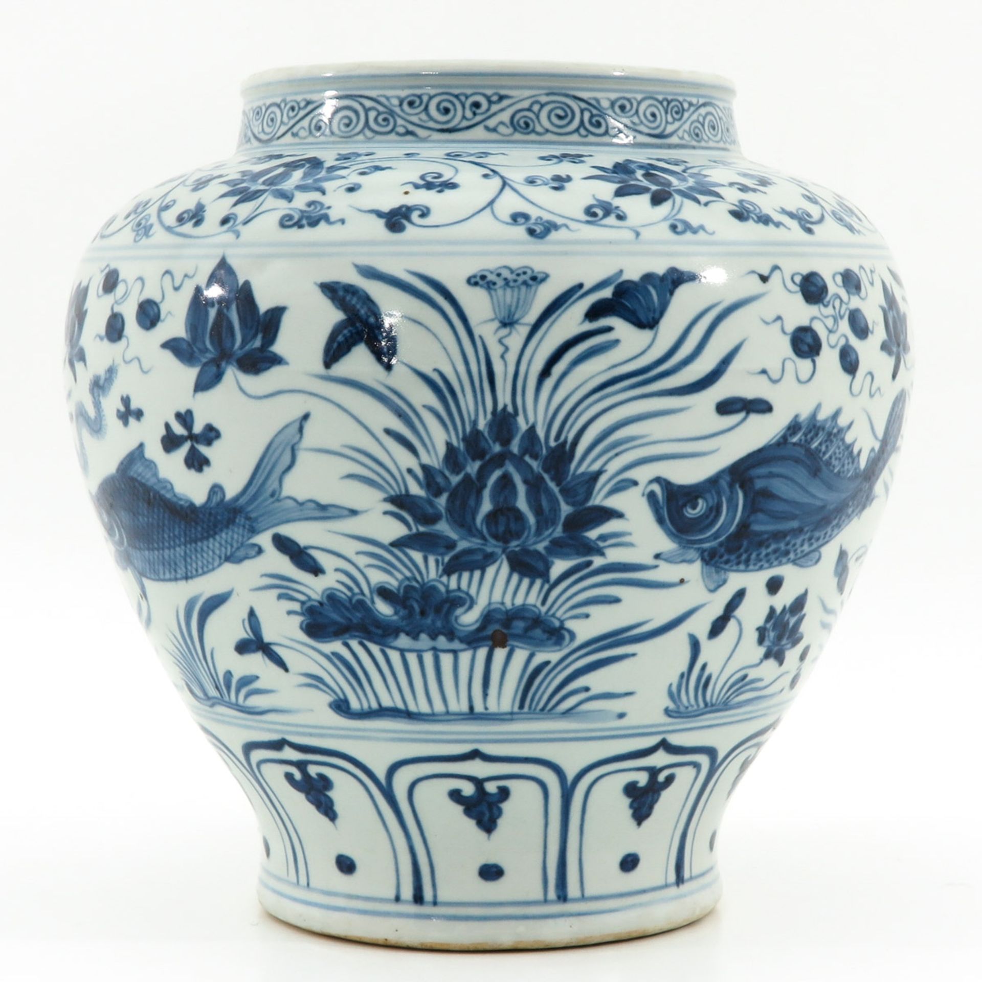 A Blue and White Jar - Bild 3 aus 9