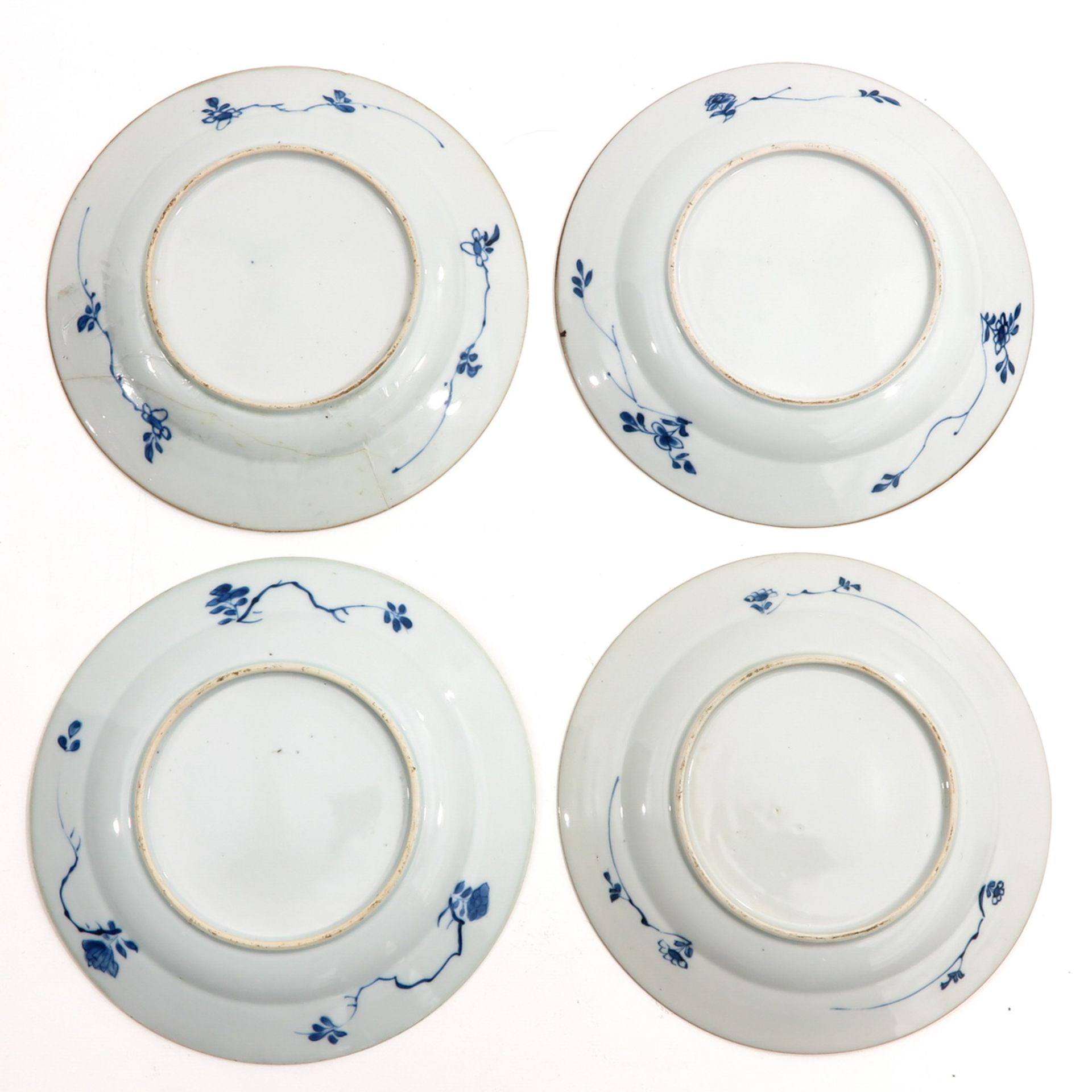 A Series of 4 Blue and white Plates - Image 2 of 9