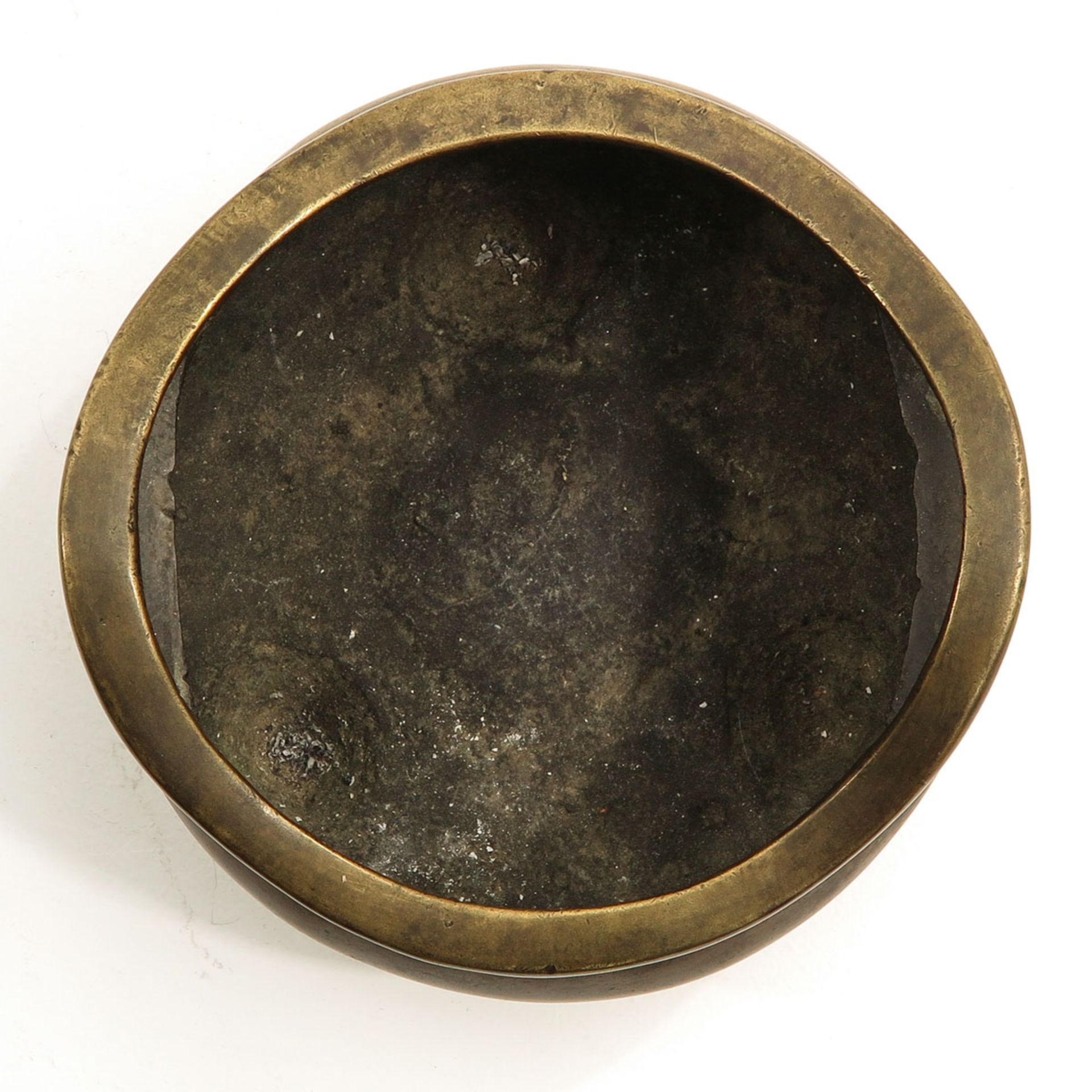 A Bronze Tripod Censer - Image 5 of 9