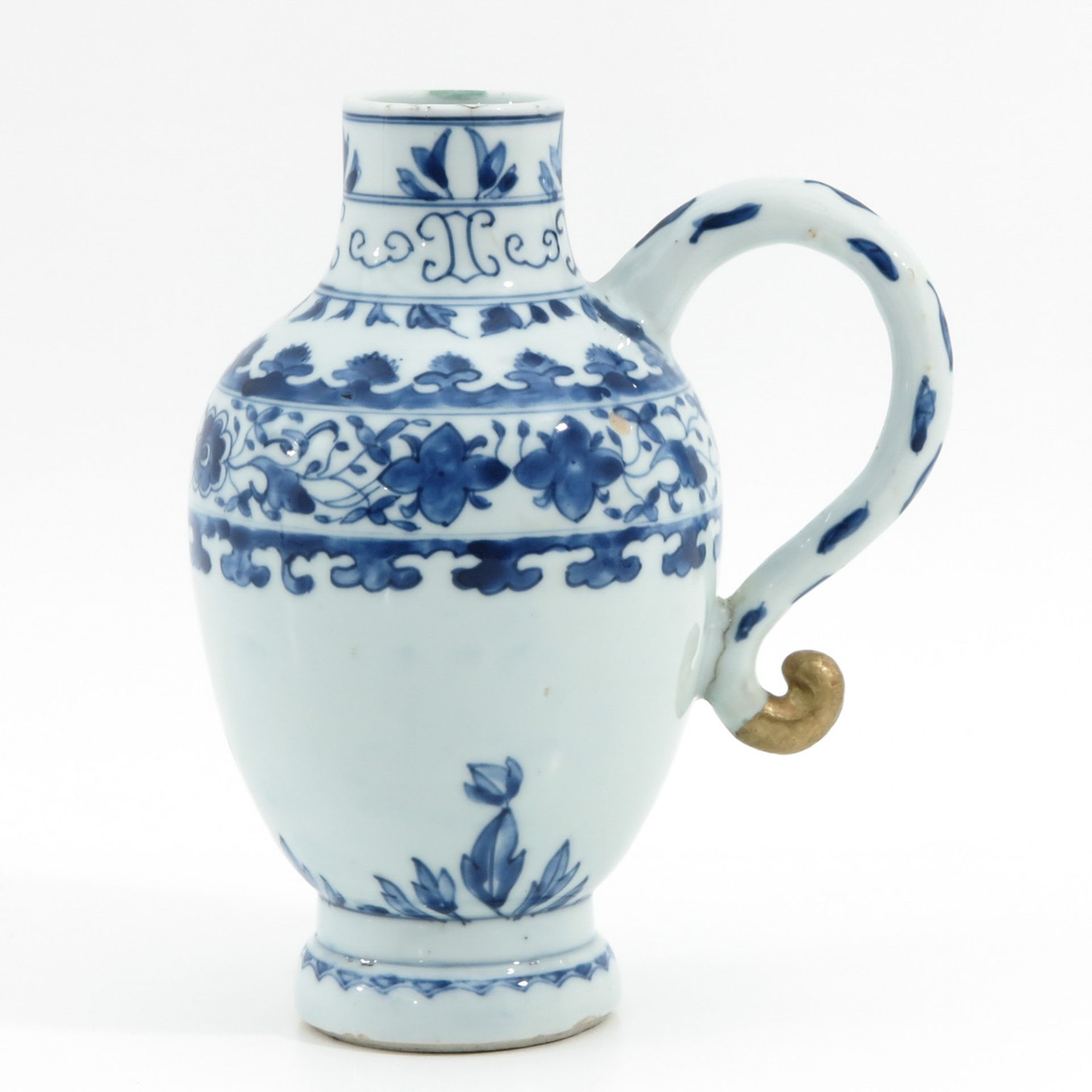 A Blue and White Ewer
