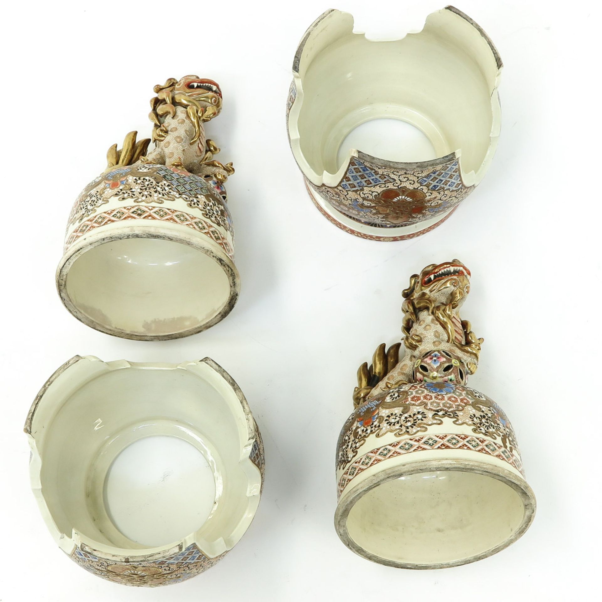 A Collection of Satsuma Porcelain - Bild 10 aus 10