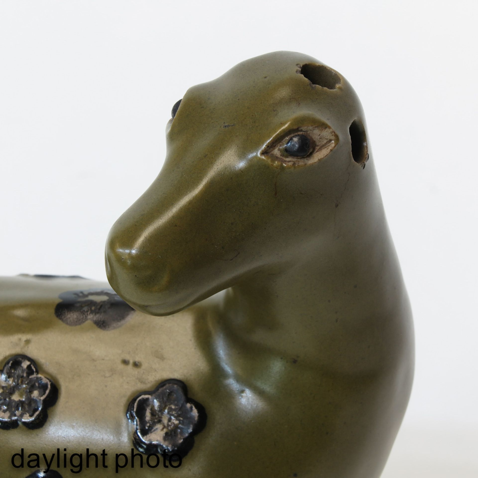 A Tea Dust Decor Animal Sculpture - Image 9 of 9