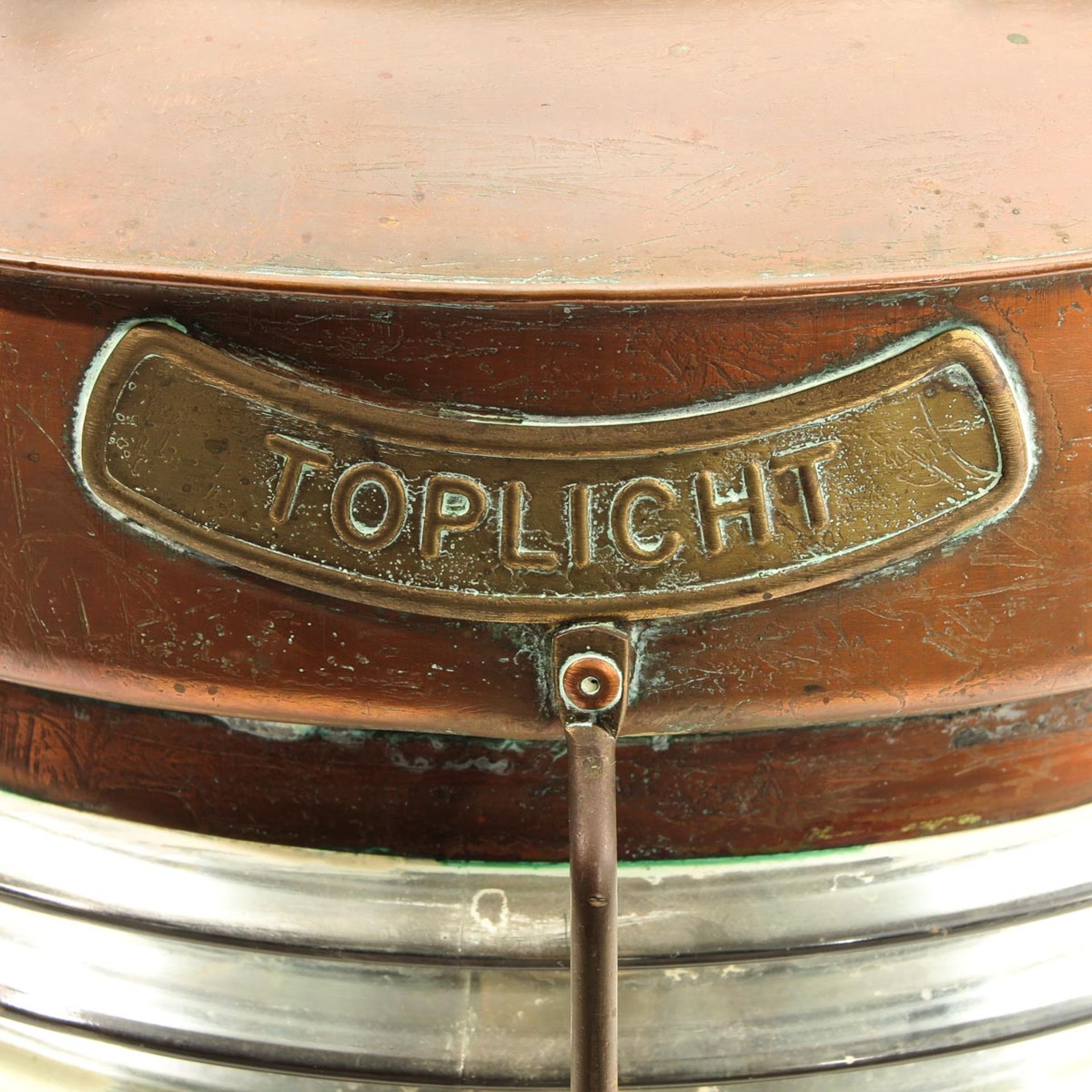 A Top Light - Image 7 of 9